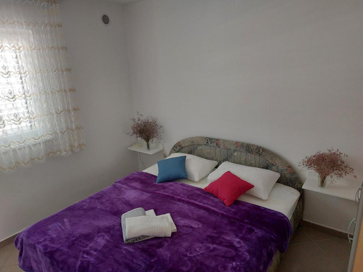 Apartments Markulincic Novalja Extérieur photo