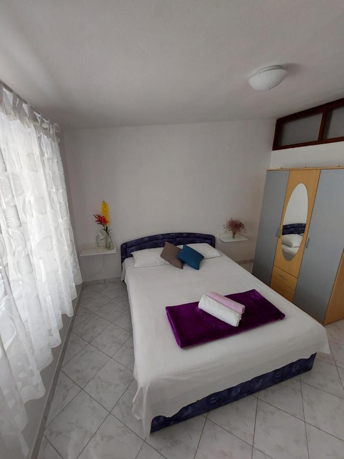 Apartments Markulincic Novalja Extérieur photo