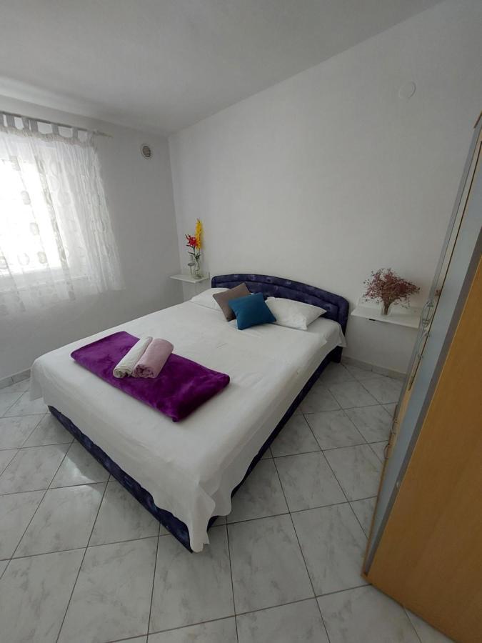 Apartments Markulincic Novalja Extérieur photo